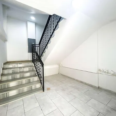 Marine Center Apartmán Golem (Tirana)