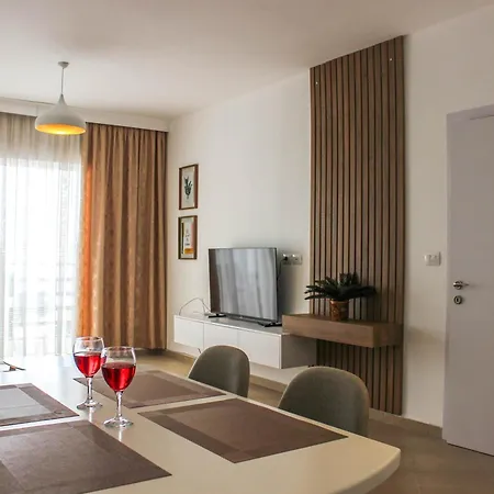 Apartmán Marine Center Golem (Tirana)