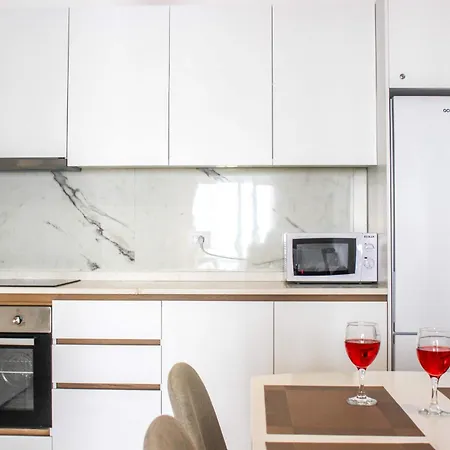 Marine Center Apartmán Golem (Tirana)