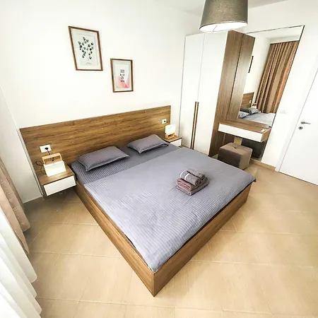 Apartmán Marine Center Golem (Tirana)